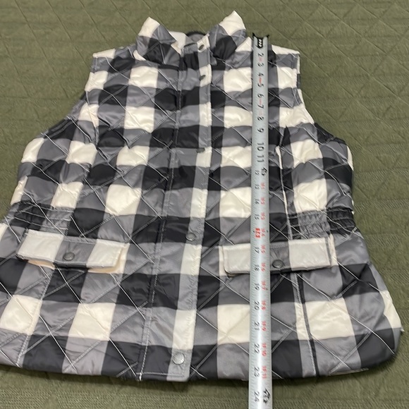 TALBOT’S  down-filled checkerboard plaid sleeveless vest size MP - Picture 11 of 12
